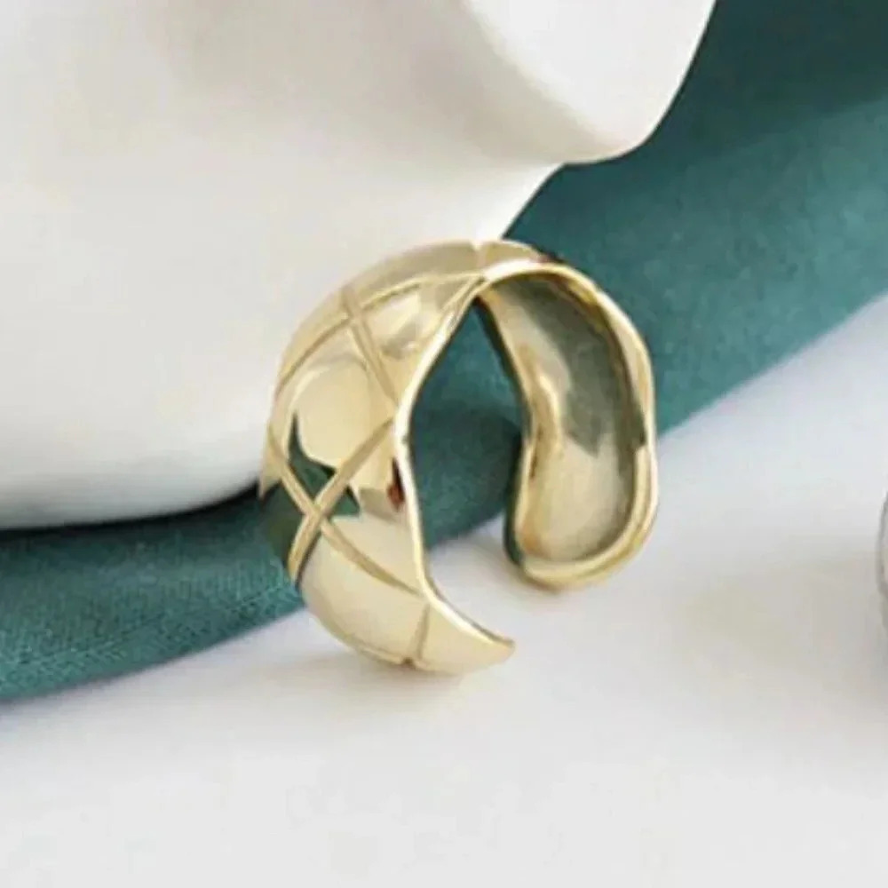 Minimalist 925 Sterling Silver Criss Cross Textured Crush Ring
